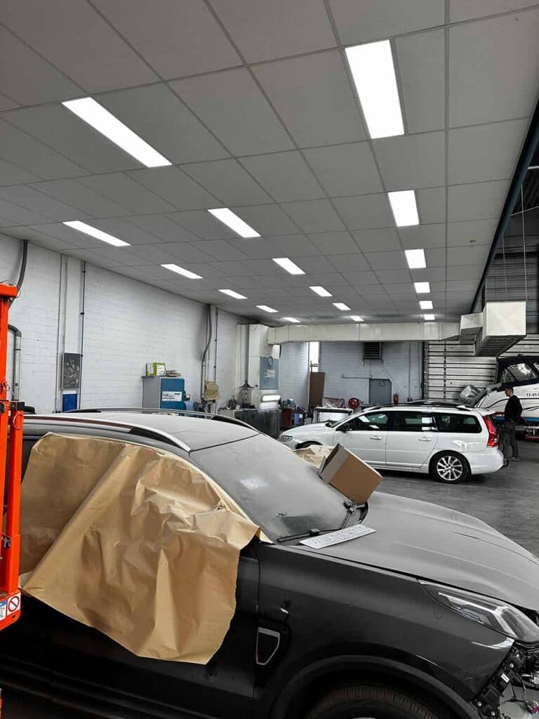 Wat is het verschil tussen normale garage VERLICHTING en led verlichting?