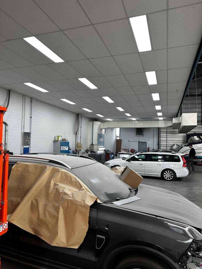 Wat is het verschil tussen normale garage VERLICHTING en led verlichting?